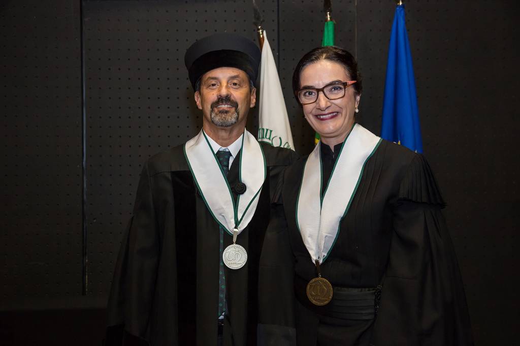 João Sàágua and Elvira Fortunato